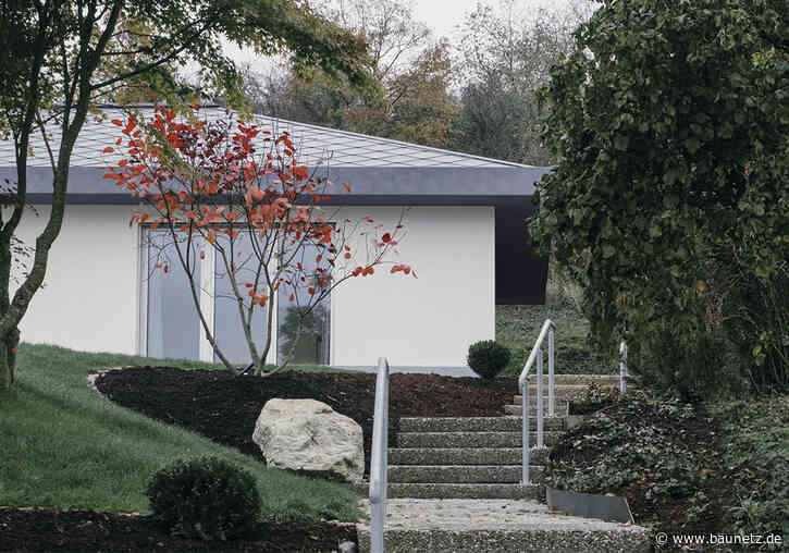 Im trockenen Pool - Umbau eines Wohnhauses in Singen von Diwersy Weimar