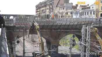 Ponticello addio. Le ruspe abbattono uno dei simboli del Pigneto