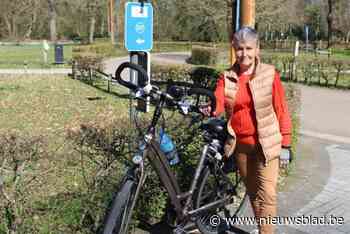 Is dit de ‘Lotte Kopecki van de senioren’ Jenny (68) fietst gemiddeld 15.000 kilometer per jaar: “Zonder batterij, hé”