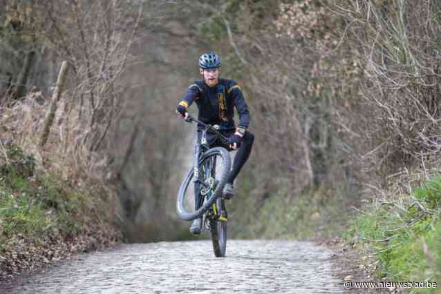 DE STRAVA-KONING. Jonas (33) deelt zijn beste tips met Wout van Aert en co. op de Koppenberg: “Ik weet exact welke lijn je moet nemen”