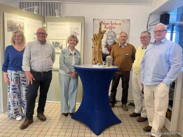 Nu ook 3D-geprinte linde voor mensen met visuele beperking dankzij legaat: “Mijn moeder hield van Zoersel”