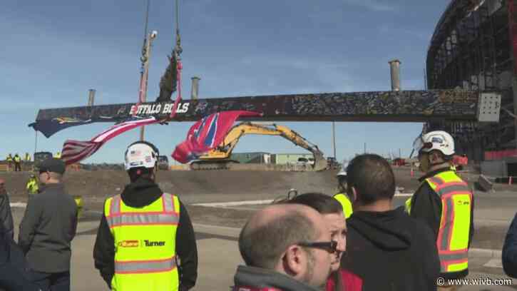 Bills host 'topping out' ceremony for new stadium