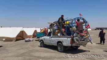 Pakistan nimmt hunderte afghanische Flüchtlinge zur Abschiebung fest