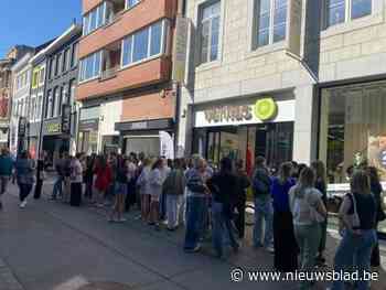 Razendpopulaire Junique opent eerste winkel in Limburg: tientallen shoppers schuiven voor opening al aan