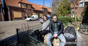 Ook waterschade, maar niet erg genoeg: Kevin en Shirley (29) blijven achter in Pathmos