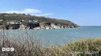 'Effaith sylweddol ar Geredigion gyda mwy o wariant amddiffyn'