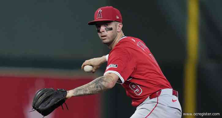 Angels shortstop Zach Neto begins playing the field on rehab assignment
