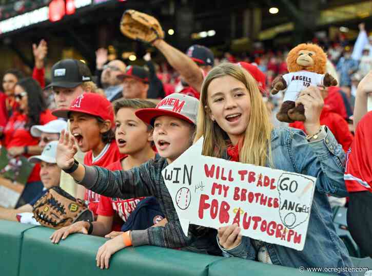 Photos: Angels’ 2025 home opener
