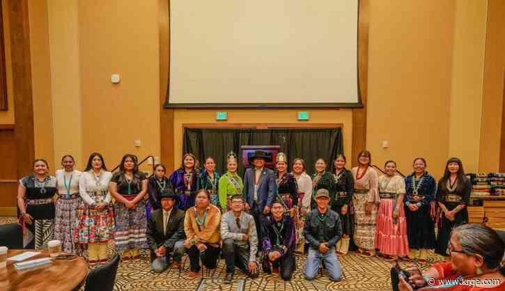 22 students honored for receiving Navajo Nation Bilingual Seal of Proficiency