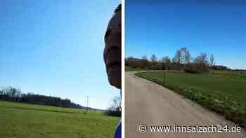 Er ist es wirklich: A-Promi rennt durch oberbayerisches Idyll – und fotografiert sich vor Ortsschild