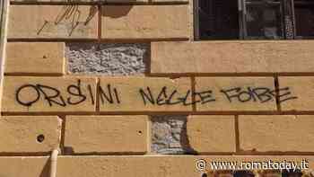 "Orsini nelle Foibe". Scritta choc contro la preside sul muro del liceo Righi