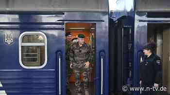 Armeechefs in Kiew: Briten und Franzosen erörtern mit Selenskyj Friedenstruppen