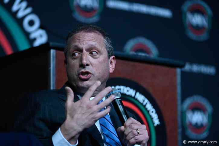 EXCLUSIVE | Lander pitches plan to improve beleaguered NYCHA, gains housing leader support in 2025 NYC Mayor’s Race