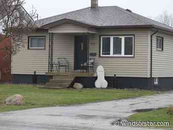 Amherstburg resident erects 'offensive' lawn sculpture, sparks concerns