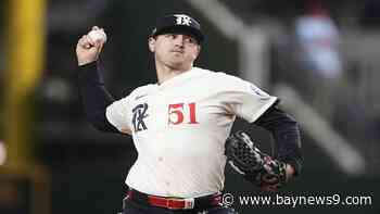 Mahle gets first win in two years, Rangers beat Rays 5-2