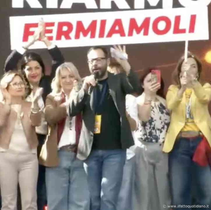 No al riarmo, Patuanelli chiude il suo intervento con un appello per Gaza: “Stop al genocidio”