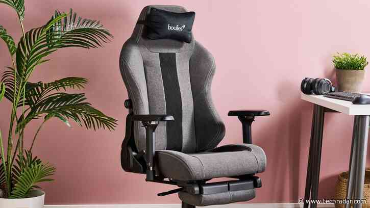 The leg rest on the Boulies Master Rex gaming chair almost had me convinced but that's not the reason to buy one