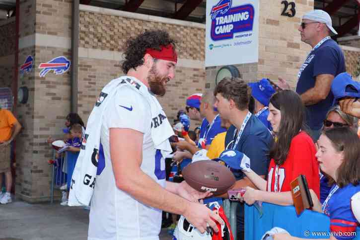 Bills TE Dawson Knox receives Call to Courage Award