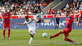 Bundesliga: Bayer Leverkusen gewinnt spät in Heidenheim, Borussia Dortmund siegt souverän in Freiburg