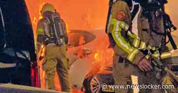 Jumbo Enschede ontruimd door autobrand in garage