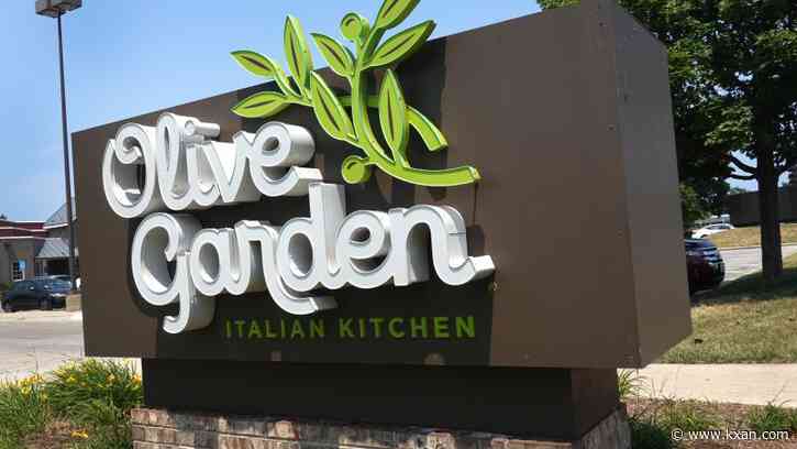 This casual dining chain just dethroned Olive Garden as U.S.' most popular