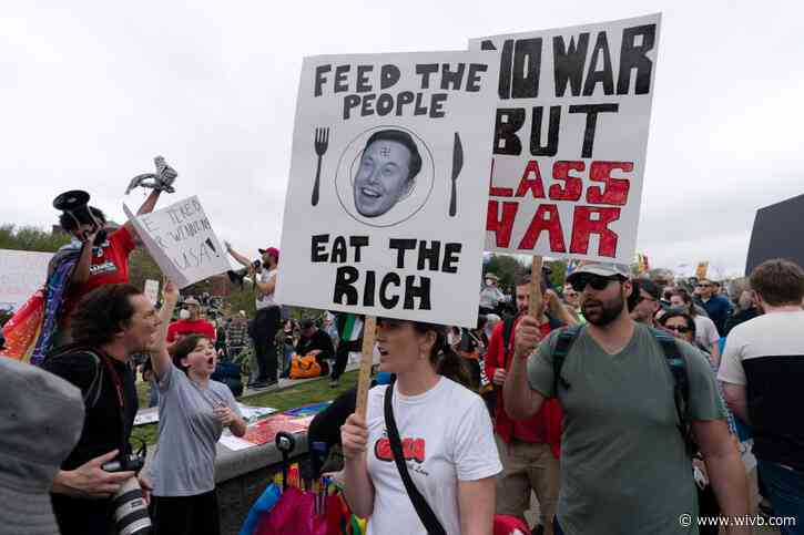 Protesters tee off against Trump and Musk in "Hands Off!" rallies across the U.S.