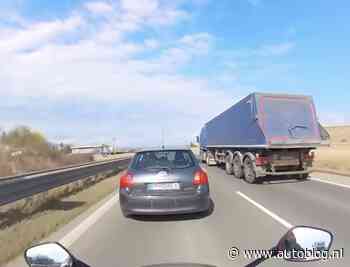 Video: Karma voor eeuwige linksplakker