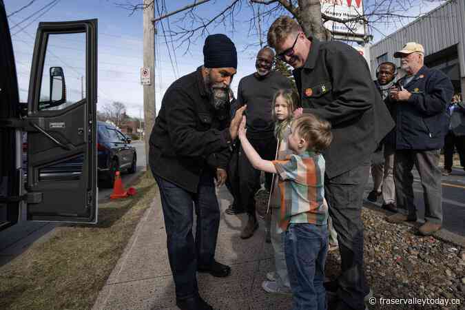 Top leaders finish second week of election campaign