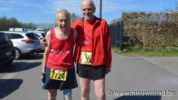 Oud-militair Henri (87) van atletiekclub Apso nestor op zonnige Kastelenloop
