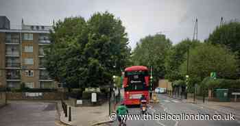Man in hospital after ‘stabbing during attack by two men’ in Isle of Dogs