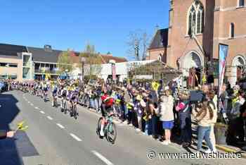 “Vandaag even geen voetbal”: ook dorp van betreurde Bjorg Lambrecht juicht voor de Ronde