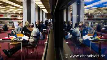 „Bib“ beliebt wie nie: Studierende lernen alle in der Bibliothek