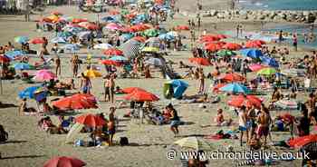 Spain holiday warning as 'red alert' declared at popular tourist destinations