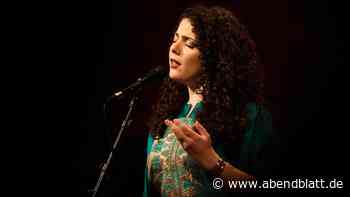 Nai Barghouti: Tränen und arabische Gesänge in der Elbphilharmonie