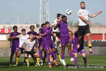 Gehavend RSCA Futures miste aanvoerder Nathan De Cat tegen Lokeren-Temse: “Uiteraard weegt dat op de resultaten als bepalende spelers worden overgeheveld naar A-kern”