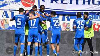 Elversberg feiert Rekordsieg: Magdeburg kocht FCK ab, Schalke sieht Rot und dreht das Spiel