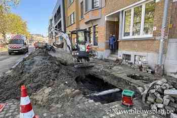 Dubbel waterlek zet tot twee keer toe kelders onder water in Kardinaal Mercierlaan