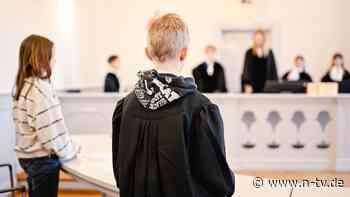 Rollenspiel vor Gericht: Schüler lernen spielerisch Einmaleins der Justiz