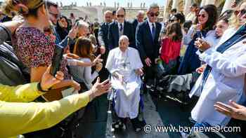Pope makes surprise appearance at St. Peter’s Square, 2 weeks after leaving hospital