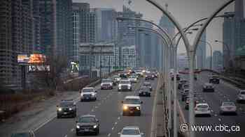 Toronto drivers brace for more gridlock on Gardiner Expressway as bridge repairs begin