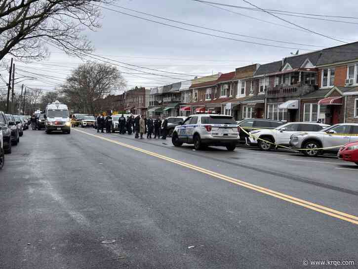 'Heroic' child called 911 after she, her siblings were stabbed in Brooklyn: NYPD