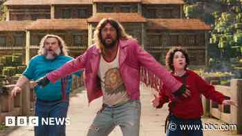 A Minecraft Movie storms box office despite lukewarm reviews