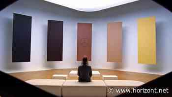 Kampagne für die S-Klasse: Roger Federer öffnet die Tür zur Manufaktur von Mercedes