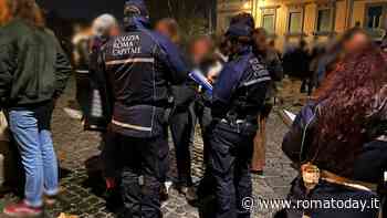 Galleria d'arte vende alcolici e organizza feste a tutto volume, multa da 20mila euro