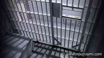 Florida man threw bottles of pee on worker, business that denied him interview: Authorities