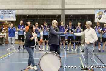 160-jarige harmonie Sint Cecilia schenkt basdrum aan VBT Machelen
