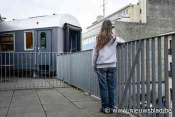 Opvangcentrum Train Hostel blijft zeker open tot oktober