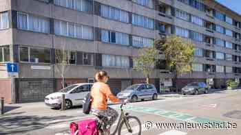 Sociale Woonblok aan Maarschalk Montgomeryplein wordt gesloopt, bewoners vol onbegrip: “Er werd recent nog verbouwd”
