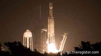 SpaceX scores $5.9B lion's share of Space Force launch contracts