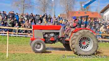 „Der Wahnsinn hat einen Namen“: PS-Spektakel in Pittenhart beim 20. Trecker-Treck
